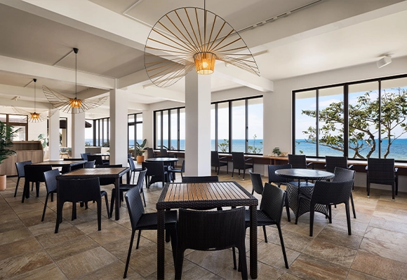 The Beach Café / ザ・ビーチカフェ