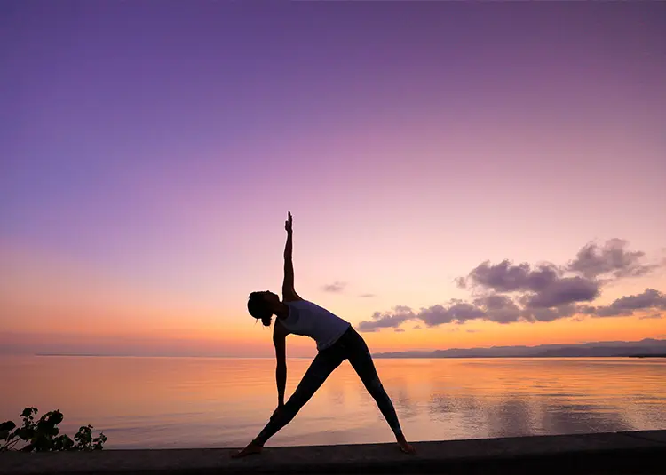 モーニングヨガ